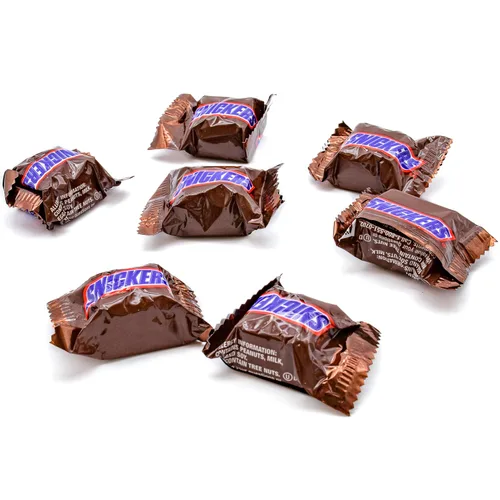 Vista 6 de MINIS - Barras de chocolate con leche de 2 libras, paquete antiderretimiento, envueltas individualmente (110 piezas), bolsa a granel, práctico