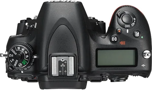 Vista 5 de Nikon D750 - Cámara digital DSLR de 24.3 MP con lente AF-S de 1.969 in f/1.4G (1543) Paquete Deluxe con tarjeta SD de 64 GB + bolsa grande