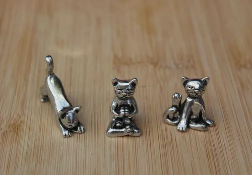 Vista 5 de Basic Spirit Juego de figuras de gato de yoga (Pewter)-Mini 3 piezas