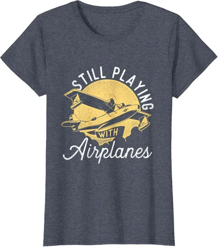Vista 58 de Still Playing With Airplanes - Camiseta de control remoto RC Avión Piloto, Negro