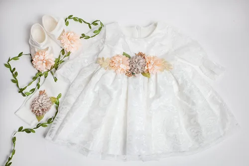 Vista 2 de Vestido de niña recién nacida, bautizo, vestido blanco bordado de encaje para bebé 0-3, vestido de niña de flores recién nacidas