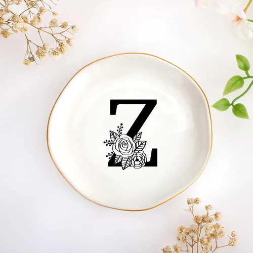 Vista 23 de JoycuFF Bandeja de cerámica con inicial M para joyas, regalos de novia para dama de honor, cumpleaños, compromiso, mejor amiga, mamá, abuela