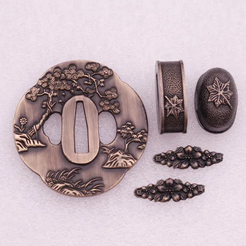 Vista 49 de Espada samurái japonesa KOSHIRAE – TSUBA FUCHI KASHIRA MENUKI 68-100