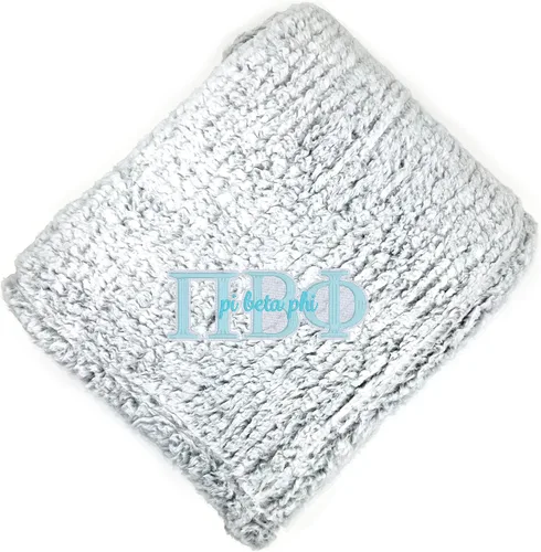 Vista 7 de Go Greek Chic Alpha Chi Omega - Manta de sherpa bordada (azul marino)