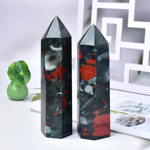 Vista 2 de Torres de cristal de piedra de sangre africana, 6 puntas de cuarzo facetado, obelisco rojo curativo, varita de cristal curativo 0.6-0.8 libras