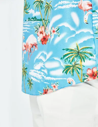 Vista 6 de SSLR Paquete de camisa hawaiana para hombre, camisa de manga corta con flamenco casual con botones, camisa de playa de verano
