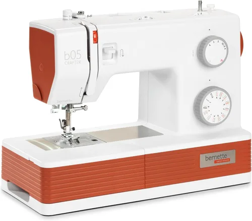 Vista 5 de Bernette Máquina de coser portátil B05 Crafter 30 puntadas, 6 pies prensatelas, luz LED Acolchado y bordado de alta resistencia Puntada