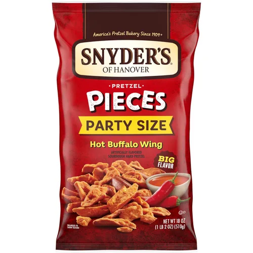 Vista 19 de Snyder's of Hanover Hot Buffalo Wing - Piezas de pretzel de 8 onzas