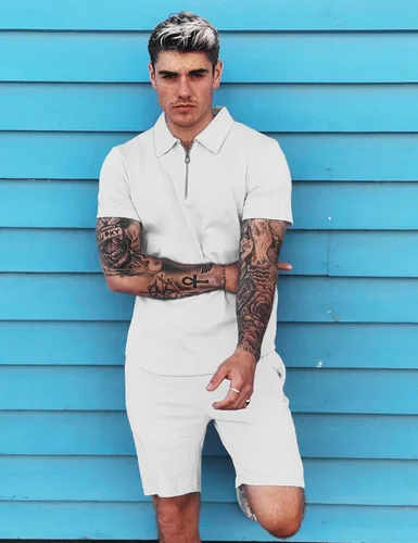 Vista 3 de URRU Conjunto de camisa polo y pantalones cortos de manga corta para hombre, conjunto de dos piezas de verano con cremallera, conjunto deportivo