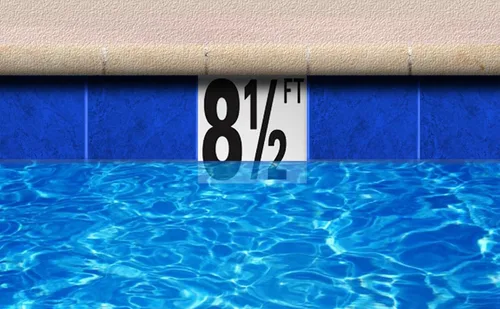 Vista 2 de Marcador de profundidad de cerámica para piscina con acabado liso, fuente de 4 pulgadas