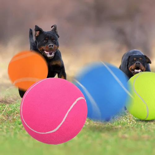 Vista 4 de Leyndo 4 pelotas inflables gigantes de tenis/fútbol para perros con aguja de bombeo de 9.5 pulgadas, pelota de goma gigante para exteriores e
