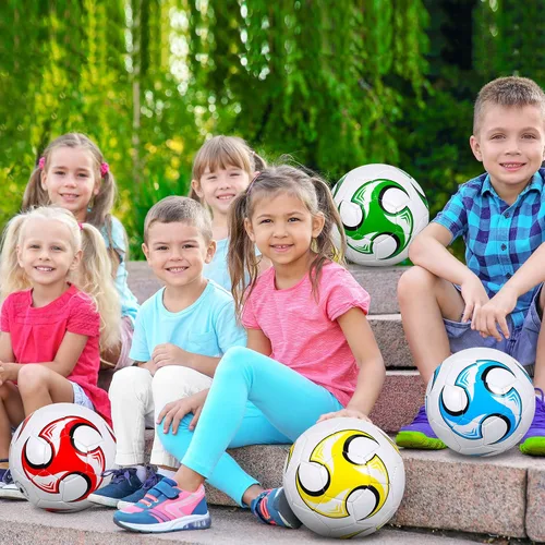 Vista 7 de Shappy 4 pelotas de fútbol tamaño 3 con bomba desinflada, pelotas de fútbol para interiores y exteriores, juego deportivo, jóvenes, adolescentes