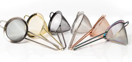 Vista 3 de Bull in China Fine Mesh Strainer with Handle - Antique Brass Finish Bar Hand Strainer Wire Mesh Cocktail Strainer Strainer for Bartending