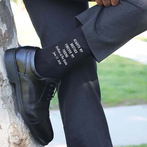 Vista 2 de Calcetines Brother of the Bride - Always My Brother, Forever My Friend - Calcetines de vestir personalizados para hombre con fecha de boda, regalo