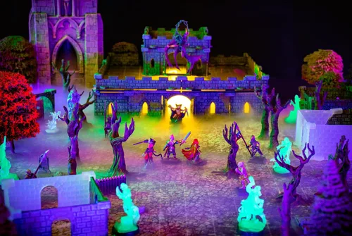 Vista 2 de Dirt Cheap Dungeons Baron Castle Set – Kit modular de 451 piezas de mega-fortaleza – 53 pies de paredes lineales para cuadrícula de 1 pulgada TTRPG