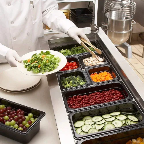 Vista 3 de Cambro 34CW110 Black Camwear - Sartén para alimentos (1/3 de tamaño x 4 pulgadas)