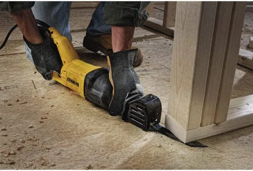 Vista 7 de DEWALT DWE305 Sierra vaivén con cable de 12 amperes