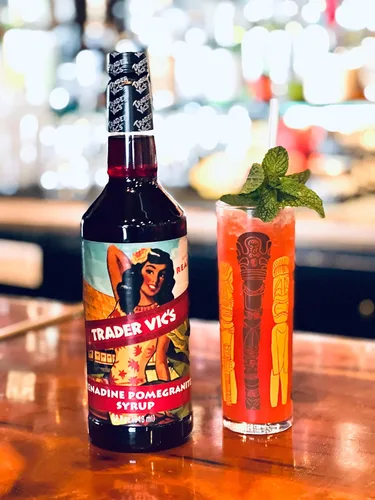 Vista 2 de Trader Vic's Jarabe de granadina premium, mezcla de bebida de cóctel, botella de 32 onzas