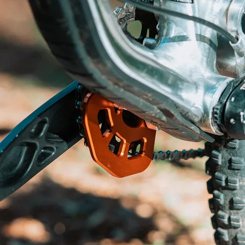 Vista 6 de FortiGuard - Protector de cadena de bicicleta de aleación MTB - Un protector de cadena de bicicleta ISCG05 para 26T-36T, taco de bicicleta para tu
