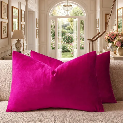 Vista 212 de GIGIZAZA Juego de 2 fundas de almohada doradas de terciopelo de 20 x 20 pulgadas para sofá Almohadas para sofá, tela texturizada suave de 9.88