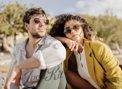 Vista 4 de JOVAKIT Gafas de sol polarizadas de aviador para hombre, estilo retro, estilo militar, lentes de sol piloto, patillas de bayoneta, protección UV400