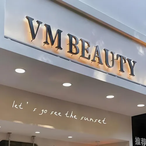 Vista 6 de Letras iluminadas personalizadas de acero inoxidable 3D para letreros de logotipo comercial (personalizadas, 8 letras)