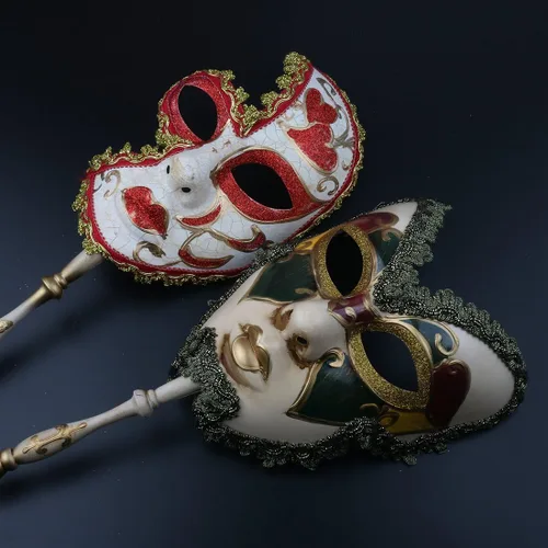 Vista 2 de YU FENG Paquete de 2 máscaras de cosplay para parejas, carnaval musical veneciano, Mardi Gras, máscara de mascarada en un palo para fiesta