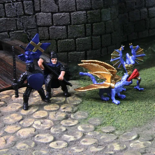 Vista 2 de Safari Ltd Knights & Dragons TOOB - 9 mini figuras con caballeros, Drake, Tiamat, Wyvern y Peluda Dragon, figuras de juguete para niños, niñas