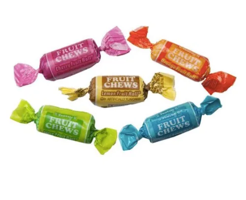 Vista 5 de Tootsie Fruit Chews - Caramelos masticables de 5 sabores envueltos individualmente a granel multicolor (2 libras)