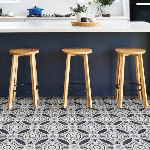 Vista 4 de FloorPops FP2484 Sienna Azulejos de suelo adhesivos, color gris