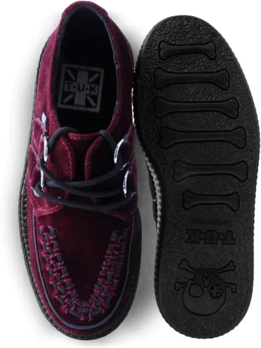 Vista 5 de T.U.K. Shoes Velvet Viva Mondo Creeper, Borgoña