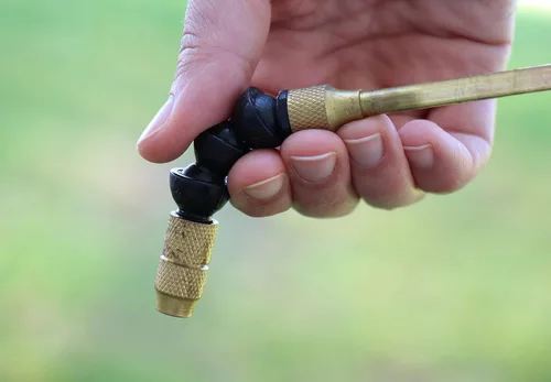 Vista 6 de TABOR TOOLS Bomba de presión para césped y jardín de 1.3 galones con válvula de alivio de presión, correa ajustable para el hombro, varita
