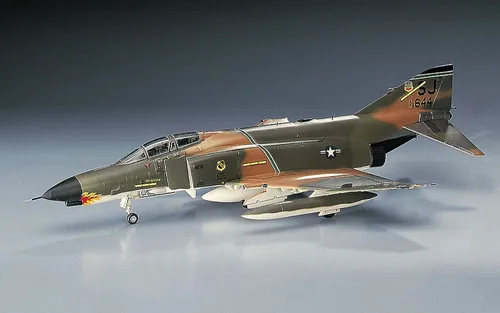 Vista 2 de Hasegawa 1/72 F-4E Phantom II