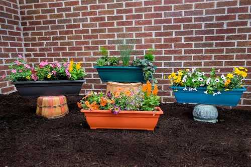 Vista 4 de Maceta rectangular de 24 pulgadas para interiores y exteriores, duradera, resistente a los rayos UV, caja de plástico para ventana de 4 galones, uso