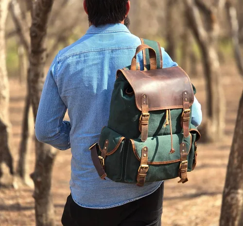 Vista 2 de Mochila de cuero con aspecto vintage de lona y cuero, mochila casual casual para la escuela y la universidad, mochila de viaje para hombres