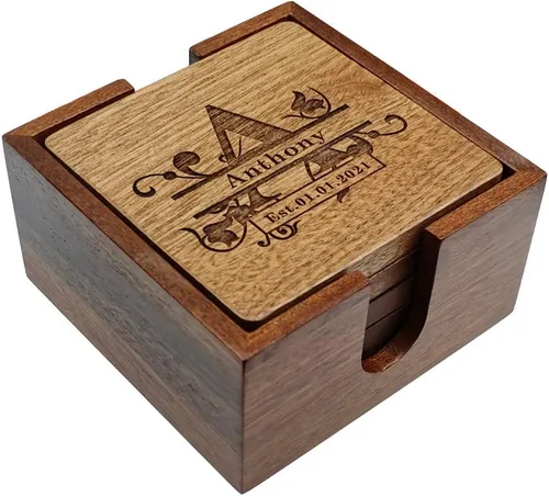 Vista 2 de Posavasos personalizados, posavasos de madera grabados personalizados para bebidas, posavasos con monograma con soporte, regalos de boda, regalos