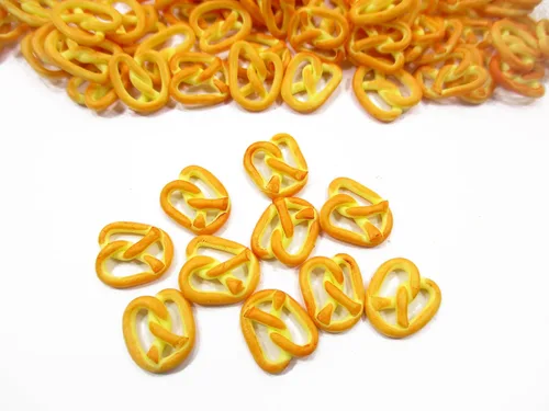 Vista 4 de Lote 20 Pretzel Suelto Panadería Pan Casa de Muñecas Miniaturas Alimentos Suministro 12156 Handmade clay bakery treats group lot, loose mini 20