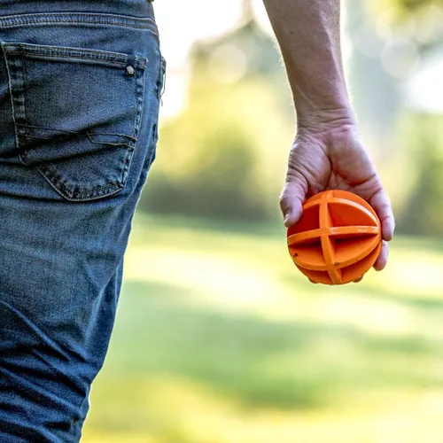 Vista 4 de Do-All Outdoors - Pelota bailarina de 4 pulgadas, clasificada para calibre .22 - .50, naranja