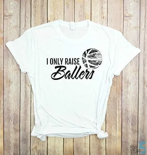 Vista 3 de I only raise ballers Basketball - camisa de mamá, baloncesto, camiseta de baloncesto, regalo para mamá, camisa del día del juego, camisa de mamá