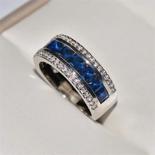 Vista 2 de AZQ TZ.1 - Anillo de compromiso de boda de compromiso de eternidad para mujer, chapado en oro de 18 quilates, con circonita cúbica, clásico