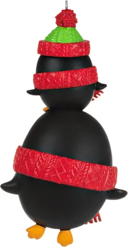 Vista 2 de Hallmark Keepsake Adorno de Navidad, año 2021, pingüinos de papá e hijo