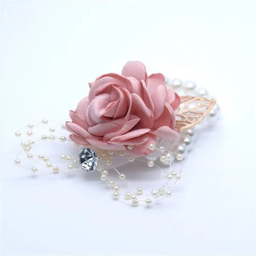 Vista 3 de Ramillete de muñeca para dama de honor para niña, flor de muñeca de seda nupcial con cuentas de perlas de imitación, pulsera elástica de hoja de oro