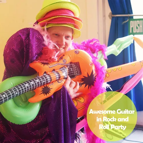 Vista 3 de Novelty Place 12 guitarras inflables para niños, 35 pulgadas, guitarras eléctricas inflables de 35 pulgadas, colores surtidos, juguete de guitarra