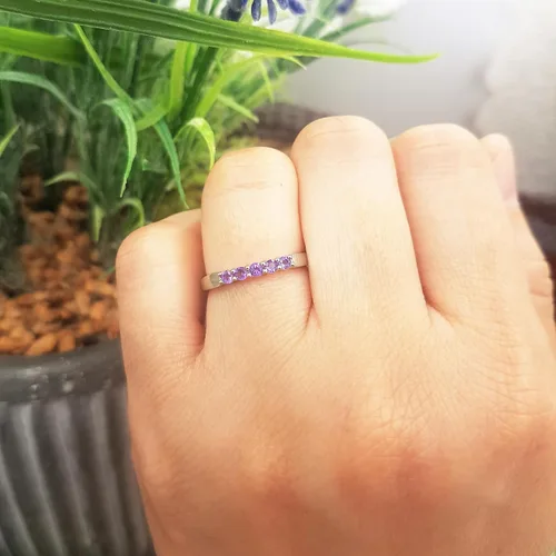 Vista 128 de Dazzlingrock Collection Anillo de boda redondo de 5 piedras preciosas o diamantes para mujer en oro macizo de 10 K/14 K/18 K