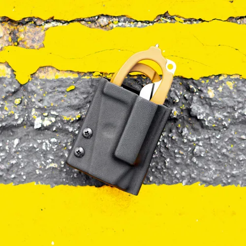 Vista 5 de Clip & Carry Kydex - Funda multiherramienta para tijeras de trauma de cuero Raptor, fabricada en Estados Unidos (multiherramienta no incluida) EDC