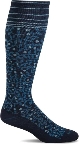 Vista 3 de Sockwell Calcetines de compresión graduados New Leaf Firm para mujer Aire
