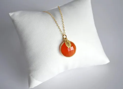 Vista 2 de Personalized Carnelian July Birthstone Necklace, 18K Gold Filled, Coin