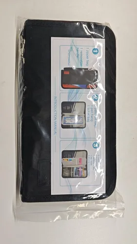 Vista 2 de Boonbery Cartera de pasaporte familiar con bloqueo RFID para 4-6 mujeres y hombres, organizador de documentos de viaje impermeable, funda
