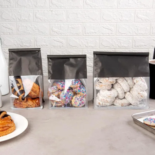 Vista 7 de Restaurantware Bag Tek - Bolsas de lazo de lata de 5.1 x 4.1 x 11.2 pulgadas con ventanas, 100 bolsas resellables con ventanas, parte inferior plana