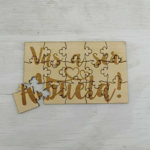 Vista 3 de Vas a ser Abuela! - Rompecabezas de 15 piezas de madera de tilo de 6 x 3.5 pulgadas, divertido y sorprendente anuncio de embarazo en español